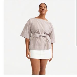 Everlane poplin belted top